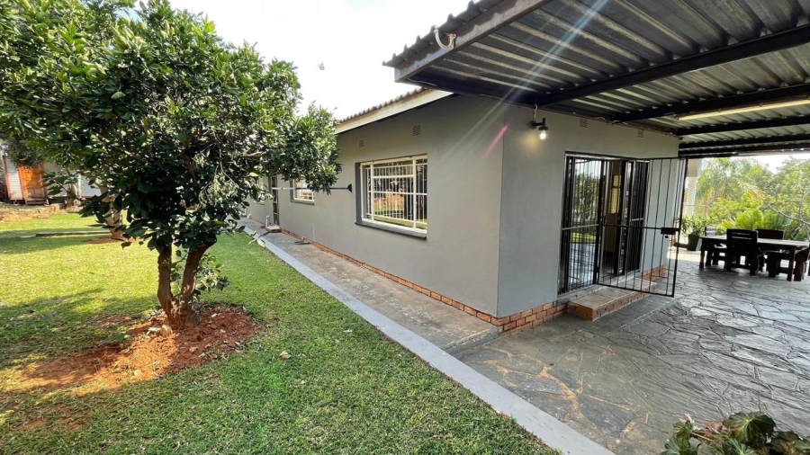 4 Bedroom Property for Sale in Safari Gardens North West